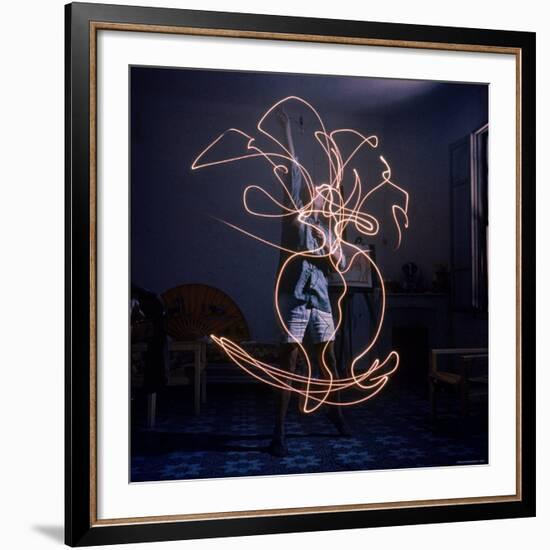 Pablo Picasso Drawing an Image Using a Light Pen-Gjon Mili-Framed Premium Photographic Print