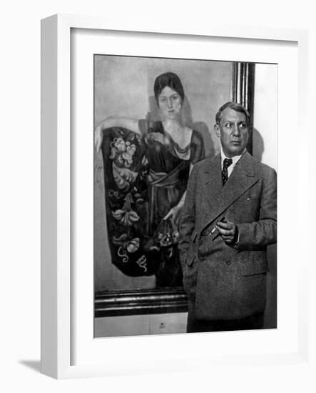 Pablo Picasso-null-Framed Photo