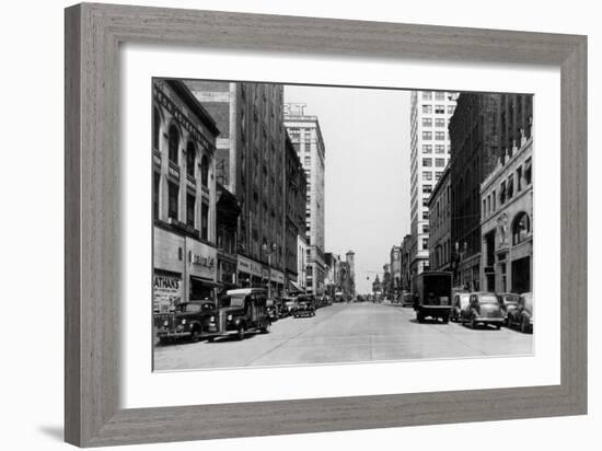 Pacific Avenue in Tacoma, WA Photograph - Tacoma, WA-Lantern Press-Framed Art Print