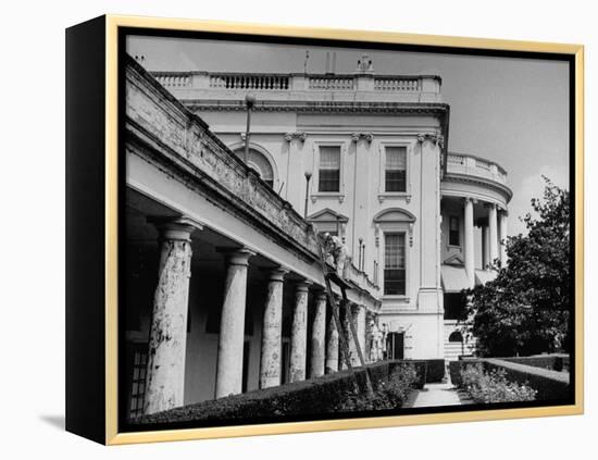 Painters Repainting the White House-null-Framed Premier Image Canvas