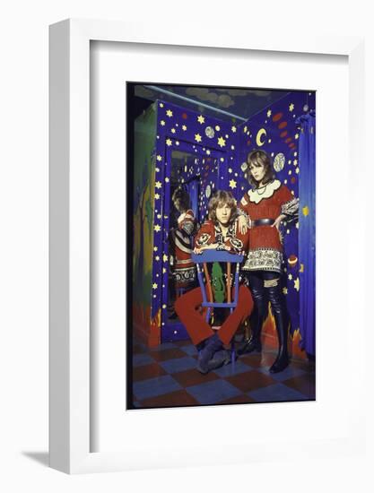 Pair of Long Haired Londoners in a Psychedelic Corner of the Beatles' Apple Boutique-Bill Ray-Framed Photographic Print