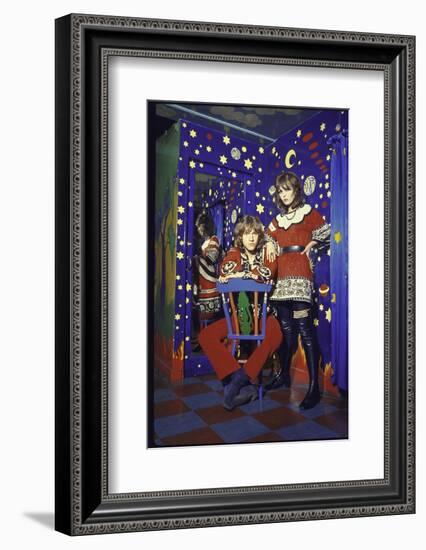 Pair of Long Haired Londoners in a Psychedelic Corner of the Beatles' Apple Boutique-Bill Ray-Framed Photographic Print