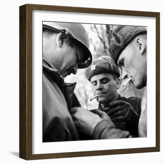 Pair of Russian Soldiers Exchanging Insignia with an American Army Captain-John Florea-Framed Photographic Print