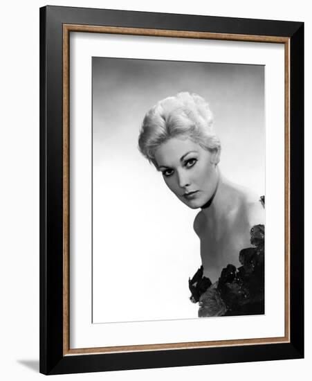 PAL JOEY, 1957 directed by GEORGE SIDNEY Kim Novak (b/w photo)-null-Framed Photo