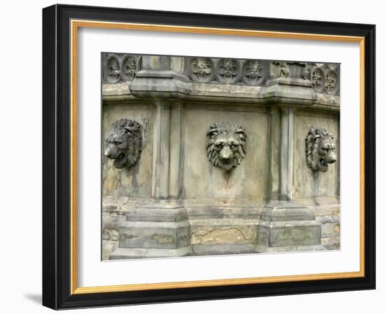 Palace of Holyrood House, Edinburgh, Scotland-Cindy Miller Hopkins-Framed Photographic Print