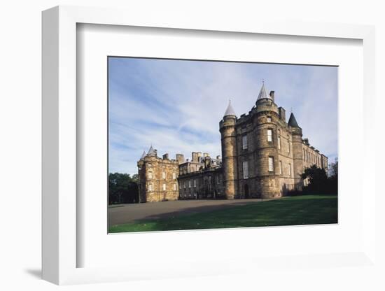 Palace of Holyroodhouse, Edinburgh, Lothian, Scotland-Walter Bibikow-Framed Photographic Print