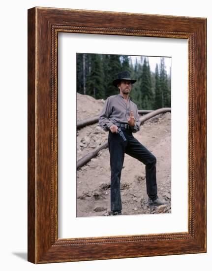 PALE RIDER directed by ClintEastwood, 1985 (photo)-null-Framed Photo