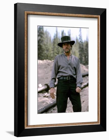 PALE RIDER directed by ClintEastwood, 1985 (photo)-null-Framed Photo