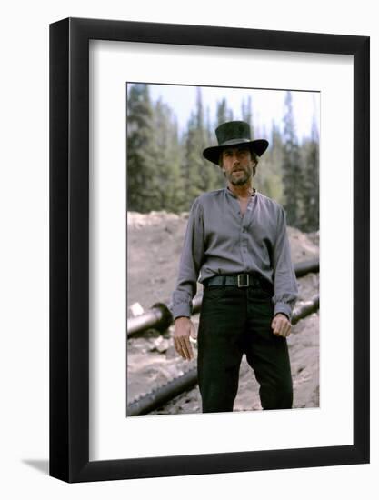 PALE RIDER directed by ClintEastwood, 1985 (photo)-null-Framed Photo