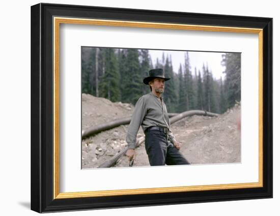 PALE RIDER directed by ClintEastwood, 1985 (photo)-null-Framed Photo