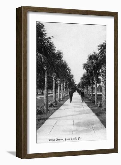 Palm Beach, Florida - Walking Down Ocean Avenue-Lantern Press-Framed Art Print