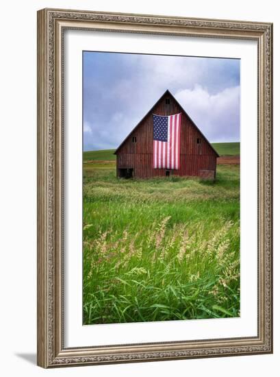 Palouse Barn-Jason Savage-Framed Art Print