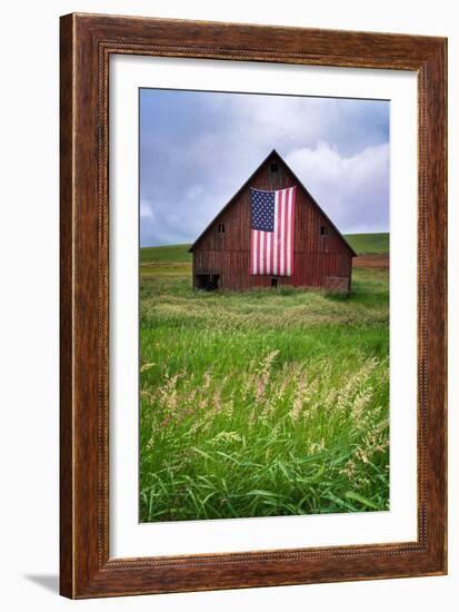 Palouse Barn-Jason Savage-Framed Art Print