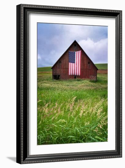 Palouse Barn-Jason Savage-Framed Art Print