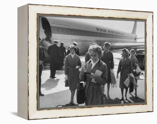 Pan Am Stewardesses in Frankfurt after Emergency Landing-null-Framed Premier Image Canvas