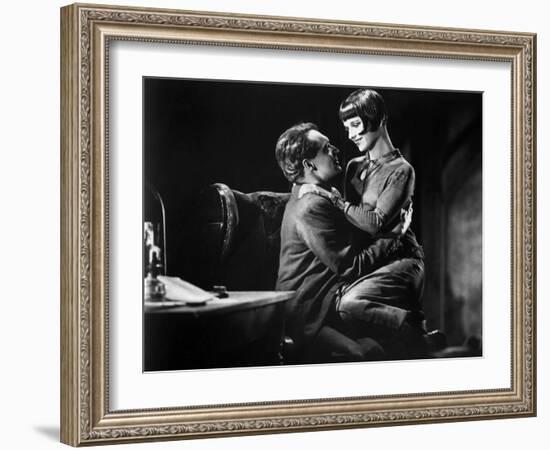 Pandora's Box, (aka Die Buchse Der Pandora, aka Lulu), Gustav Diessl, Louise Brooks, 1929-null-Framed Photo