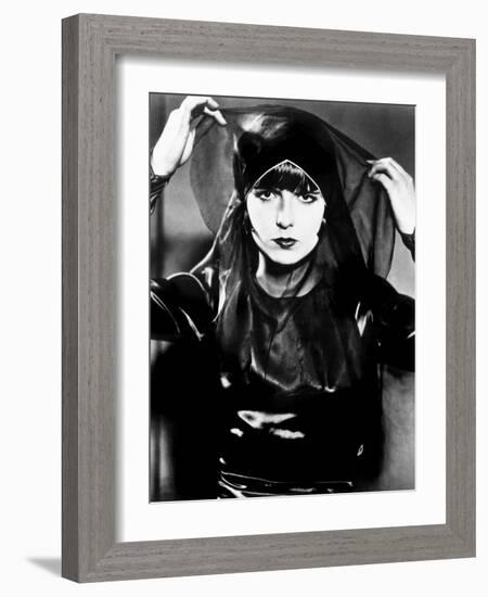 Pandora's Box, (AKA Die Buchse Der Pandora, AKA Lulu), Louise Brooks, 1929-null-Framed Photo