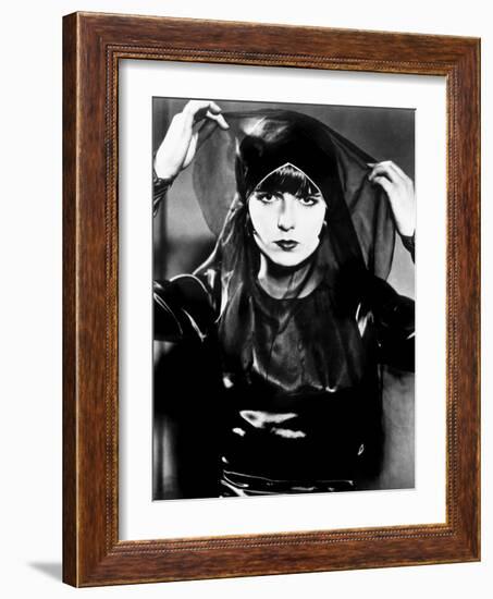 Pandora's Box, (AKA Die Buchse Der Pandora, AKA Lulu), Louise Brooks, 1929-null-Framed Photo