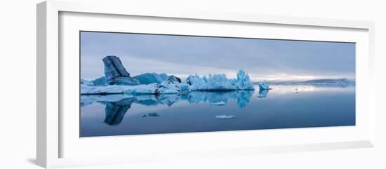 Panorama, Glacier Lagoon Jškulsarlon-Catharina Lux-Framed Photographic Print