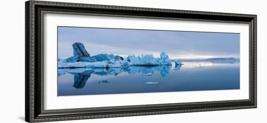 Panorama, Glacier Lagoon Jškulsarlon-Catharina Lux-Framed Photographic Print