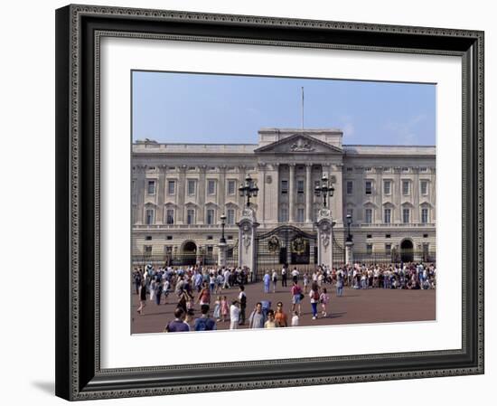 Panoramic View of Buckingham Palace, London, England, United Kingdom-Raj Kamal-Framed Photographic Print