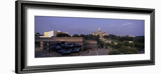 Panoramic View of Iowa State Capitol in Des Moines Iowa at Dusk-null-Framed Photographic Print