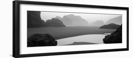 Panoramic View of the Ocean, Pacific Ocean, Bandon State Natural Area, Bandon, Oregon, USA--Framed Photographic Print