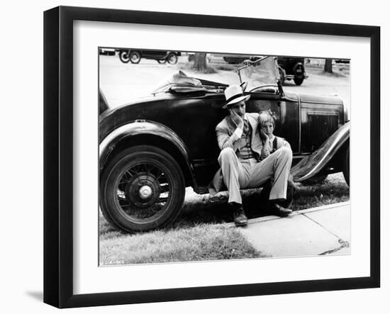 Paper Moon, Ryan O'Neal, Tatum O'Neal, 1973-null-Framed Photo