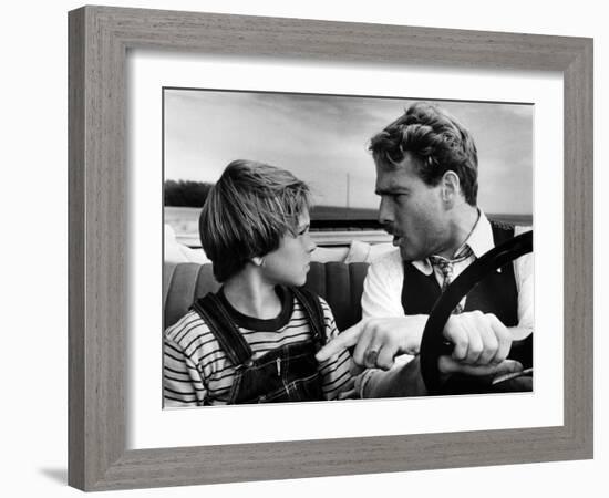 Paper Moon, Tatum O'Neal, Ryan O'Neal, 1973-null-Framed Photo