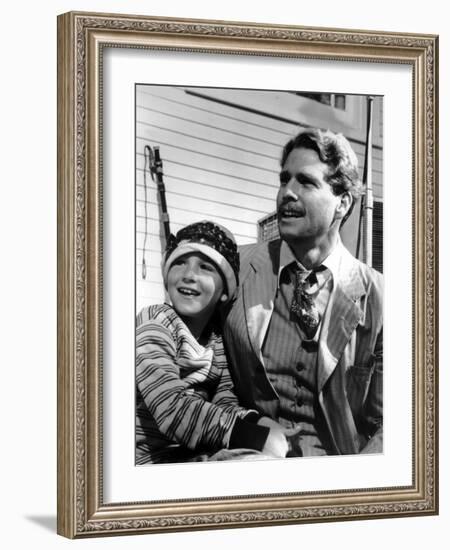 Paper Moon, Tatum O'Neal, Ryan O'Neal, 1973-null-Framed Photo