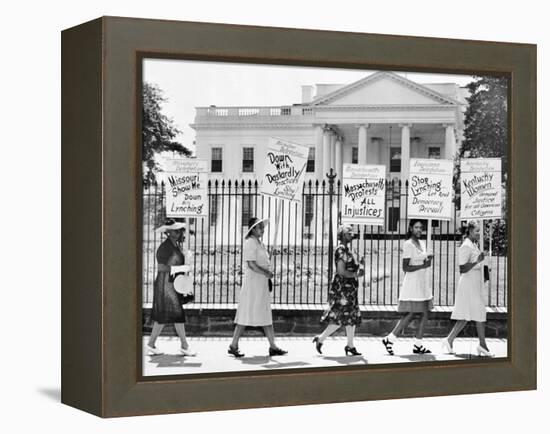 Parade Past the White House-null-Framed Premier Image Canvas