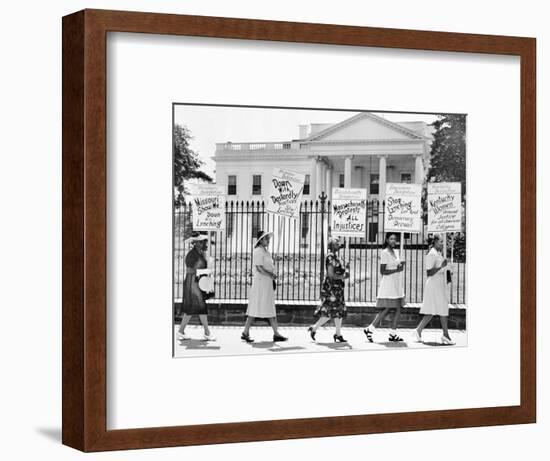 Parade Past the White House-null-Framed Photographic Print