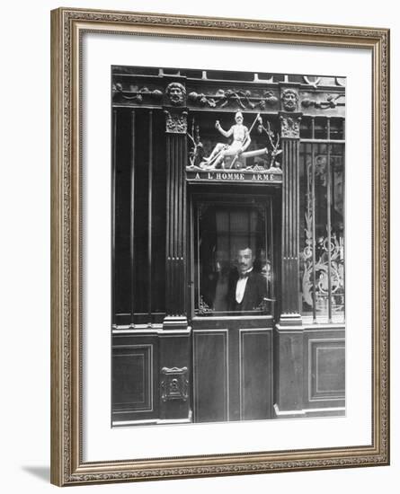 Paris, 1900 - Restaurant, rue des Blancs Manteaux-Eugene Atget-Framed Art Print