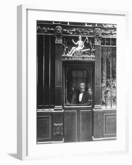 Paris, 1900 - Restaurant, rue des Blancs Manteaux-Eugene Atget-Framed Art Print