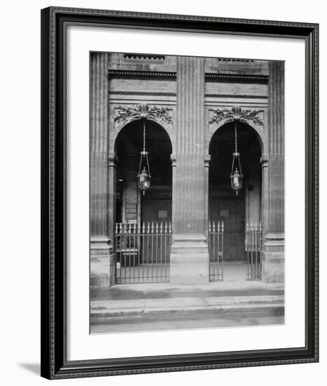 Paris, 1904-1905 - Palais-Royal-Eugene Atget-Framed Art Print