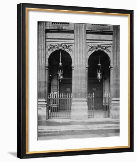 Paris, 1904-1905 - Palais-Royal-Eugene Atget-Framed Art Print