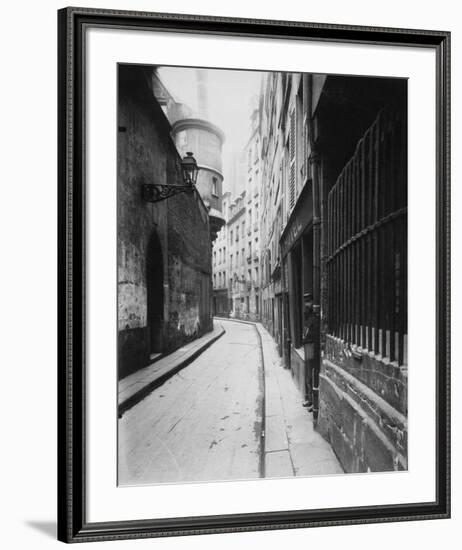 Paris, 1921 - Rue de l'Hotel de Ville-Eugene Atget-Framed Art Print