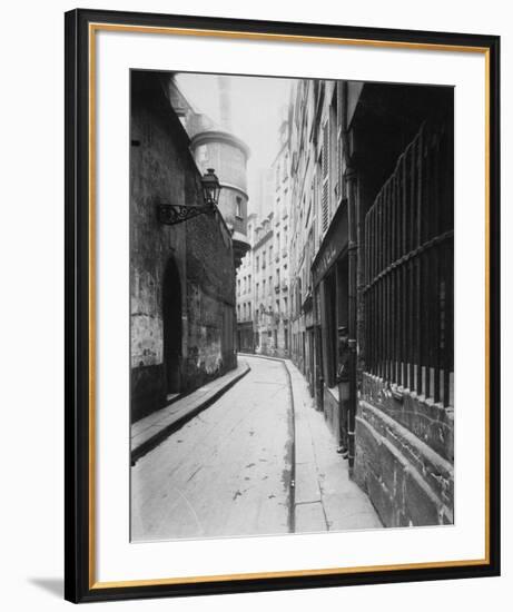 Paris, 1921 - Rue de l'Hotel de Ville-Eugene Atget-Framed Art Print