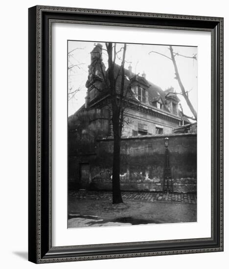 Paris, 1923 - Old Convent, avenue d l'Observatoire-Eugene Atget-Framed Art Print