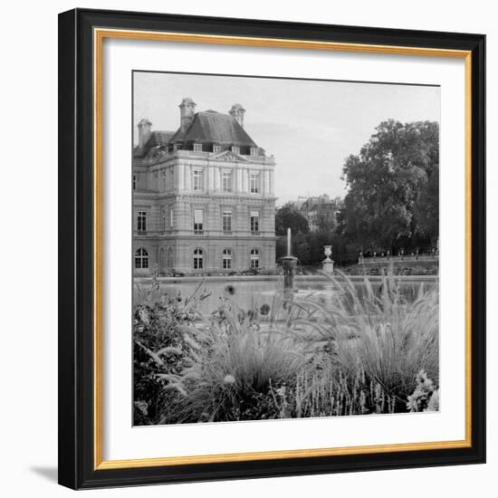 Paris #21-Alan Blaustein-Framed Photographic Print