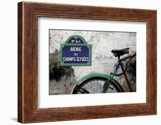 Paris au champs-Sven Pfrommer-Framed Art Print