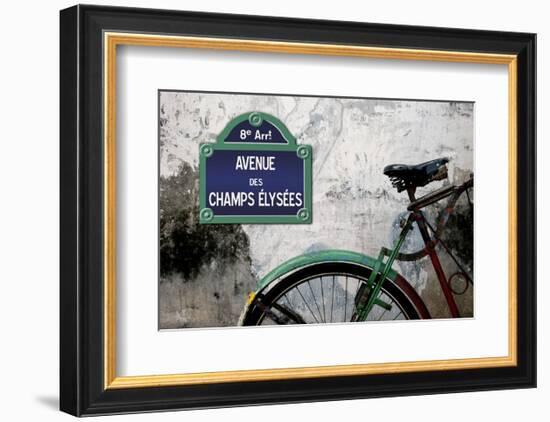 Paris au champs-Sven Pfrommer-Framed Art Print