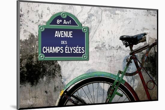 Paris au champs-Sven Pfrommer-Mounted Art Print
