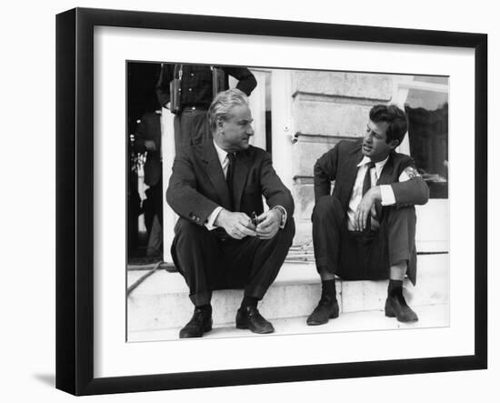 PARIS BRULE-T-IL ?, 1966 by RENE CLEMENT On the set, Rene Clement with Jean-Paul Belmondo (b/w phot-null-Framed Photo