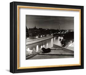 Paris, Cats at Night-Robert Doisneau-Framed Art Print