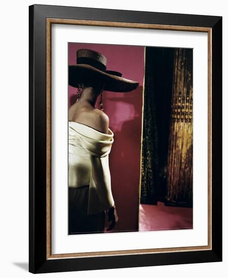 Paris, Christian Lacroix Fashion Show, 1997-Françoise Huguier-Framed Art Print