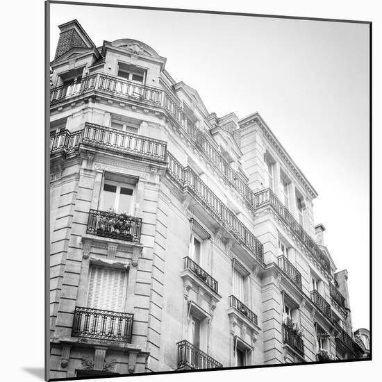 Paris Moments II BW-Laura Marshall-Mounted Art Print