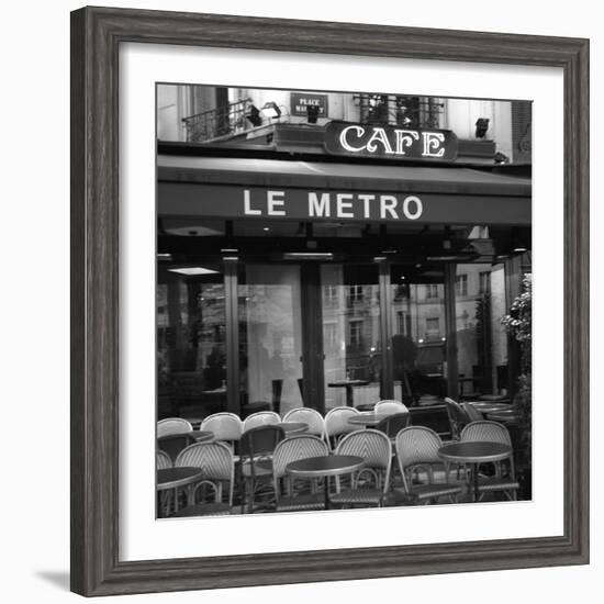 Paris Scene II-Emily Navas-Framed Photographic Print