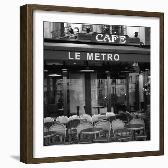 Paris Scene II-Emily Navas-Framed Photographic Print