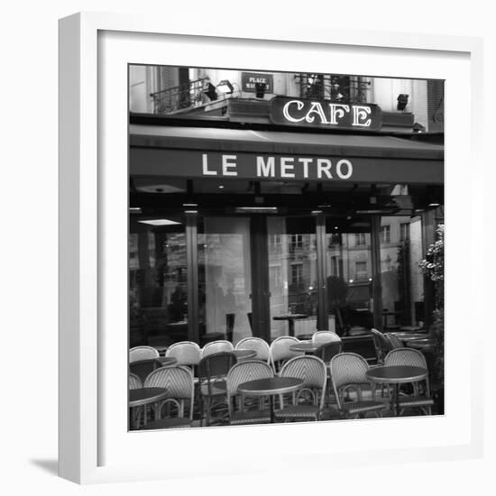 Paris Scene II-Emily Navas-Framed Photographic Print